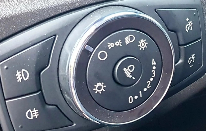 Ford Mondeo cena 65000 przebieg: 193395, rok produkcji 2019 z Legnica małe 631